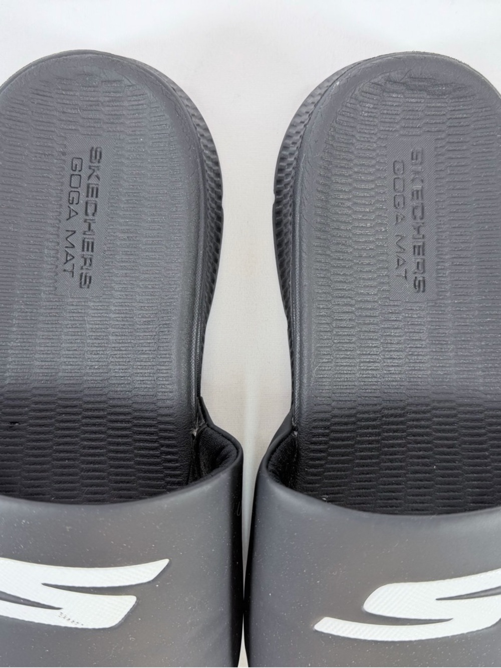 Skechers Goga Mat Sliders Sandals Size 10 Men's - Picture 6 of 13